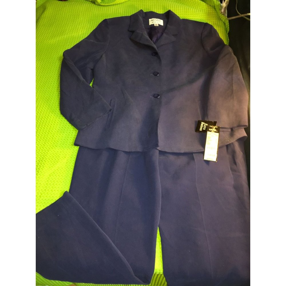 Vintage Kasper for A. S. L. 2 Piece Women's Pants Suit Blue size 12 P Brand New
